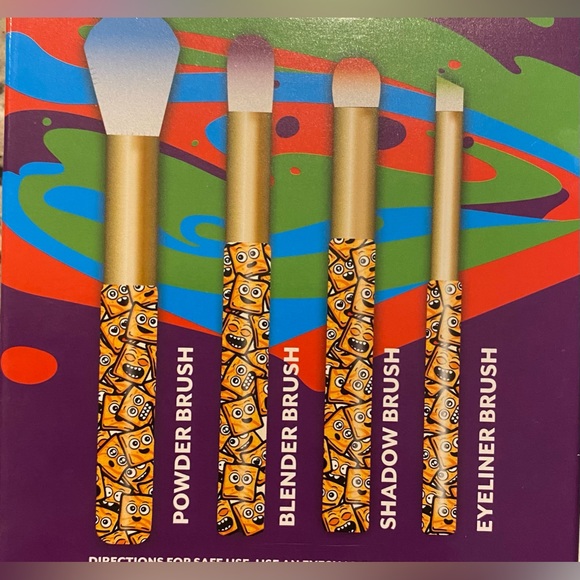 Cinnamon Toast Crunch Makeup Brush Set - Picture 4 of 8